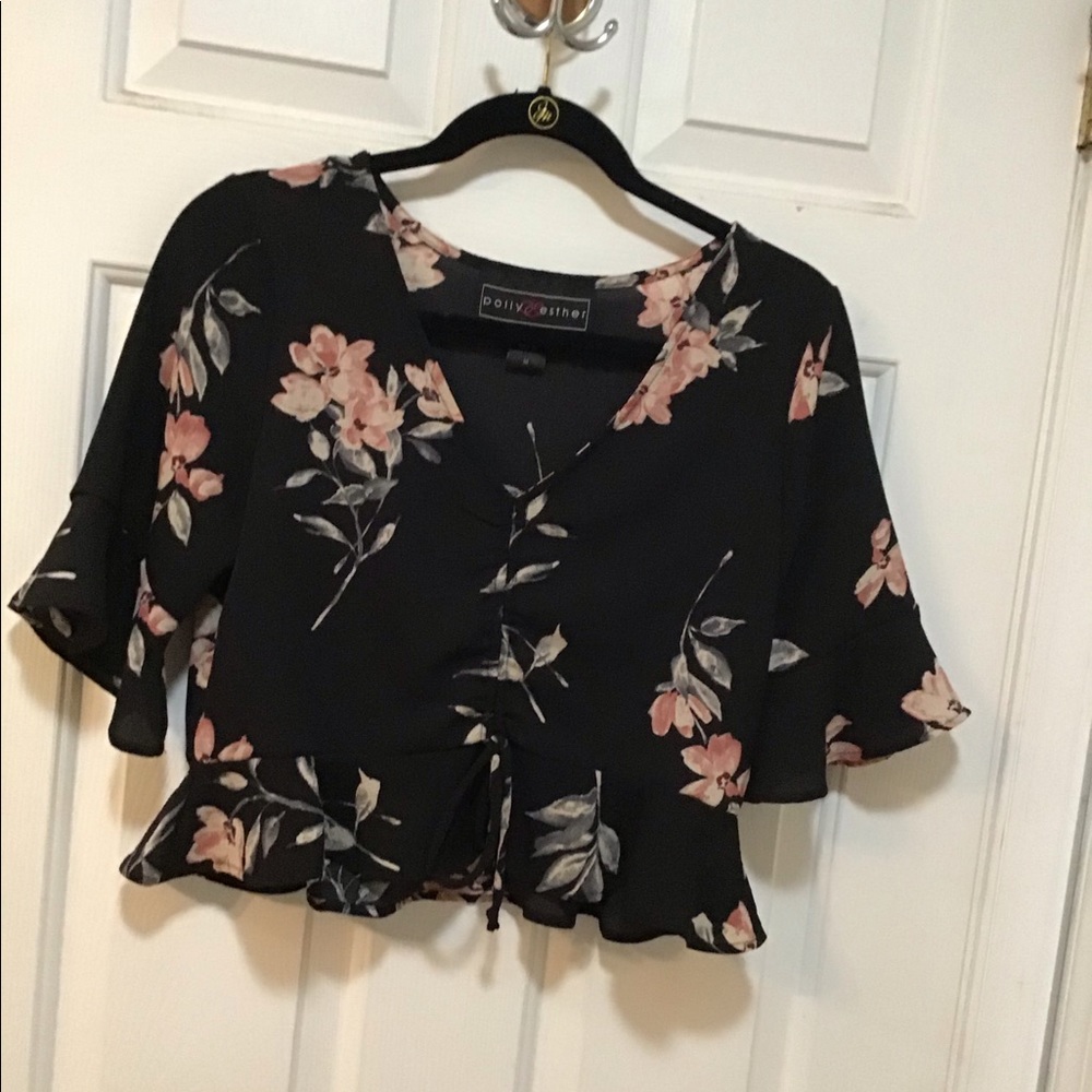 POLY & ESTHER FLORAL TOP M EUC